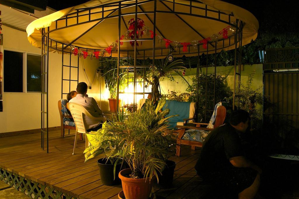 Ahitea Lodge Papeete (Tahiti) Exterior foto